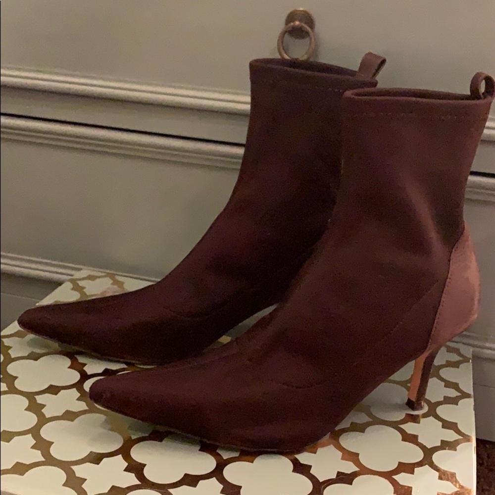 Ankle bootie